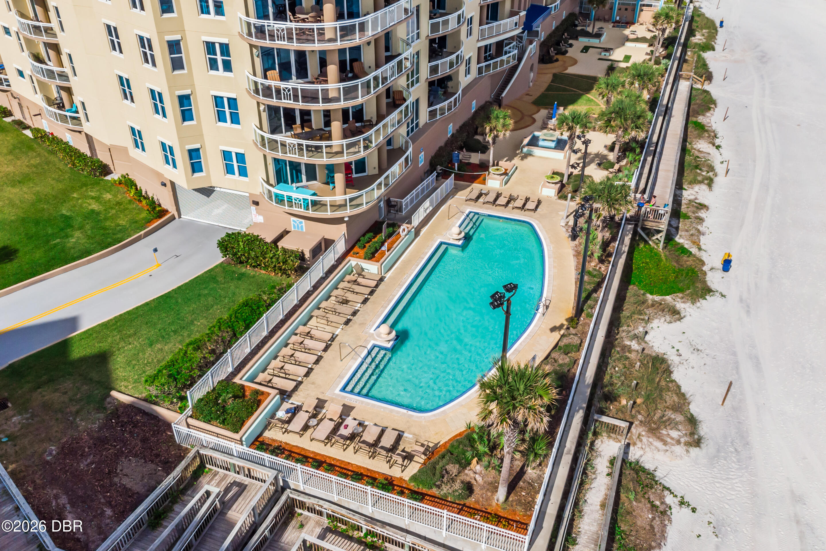 1925 S Atlantic Avenue Unit: 210
