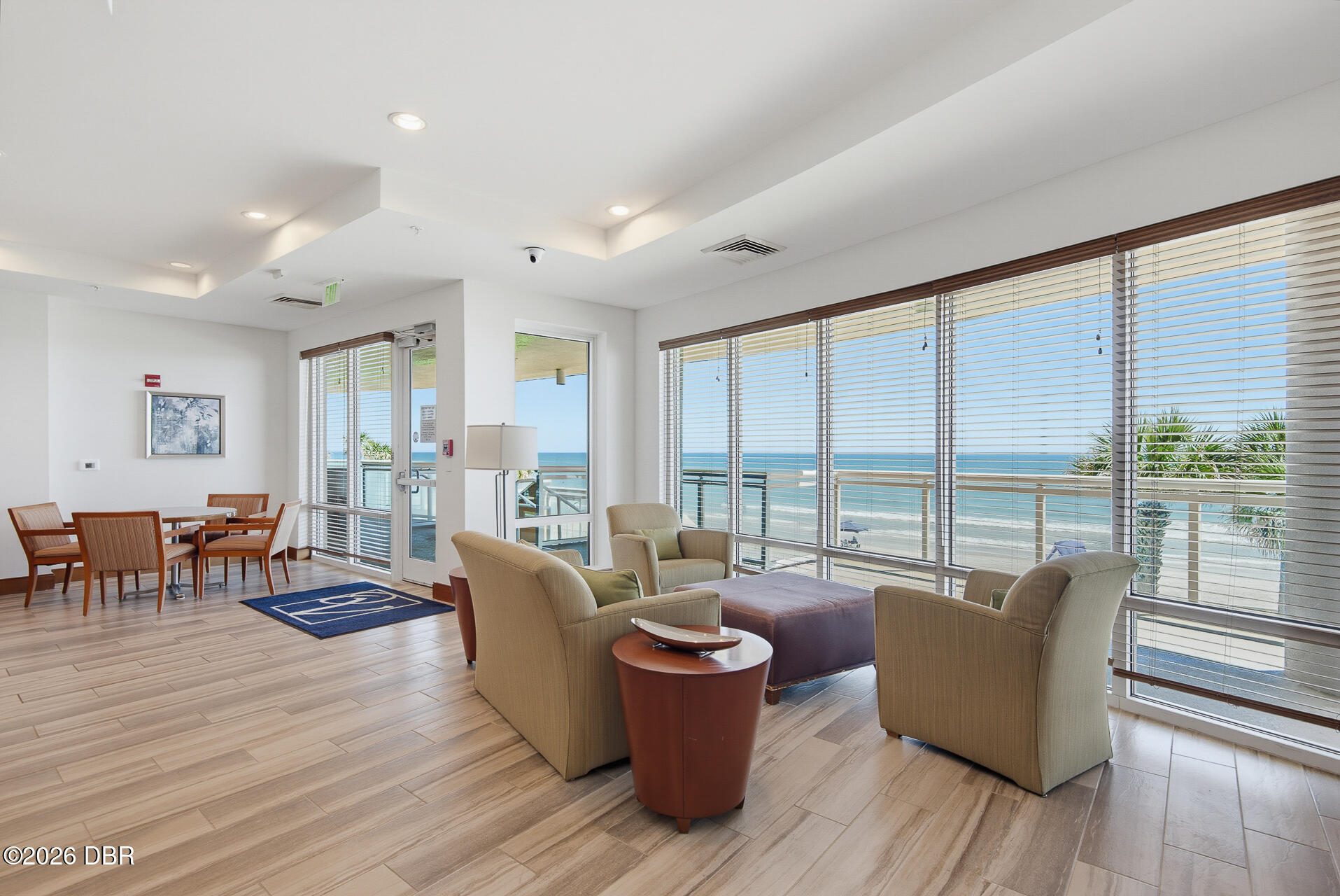 1925 S Atlantic Avenue Unit: 210