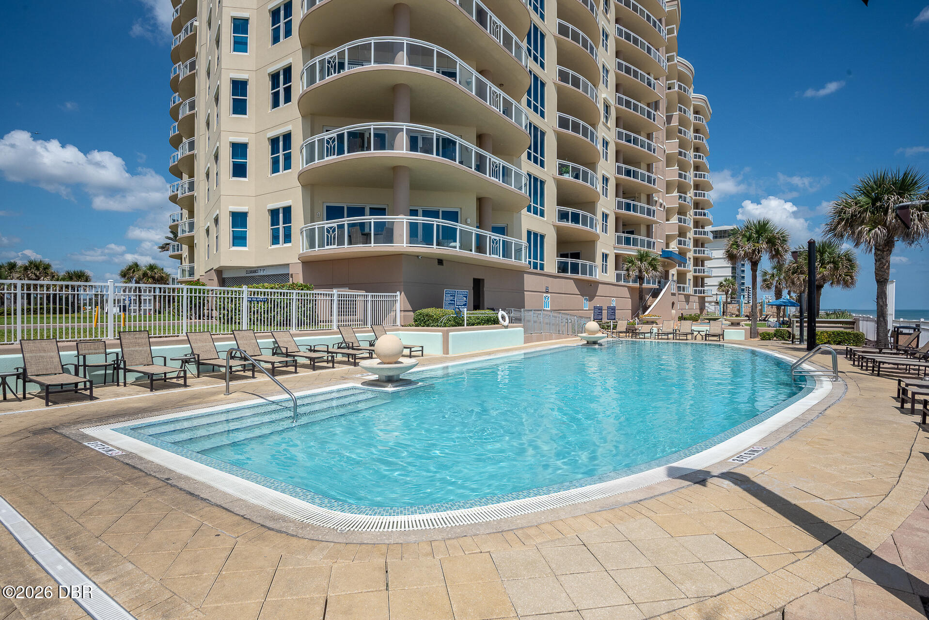 1925 S Atlantic Avenue Unit: 210