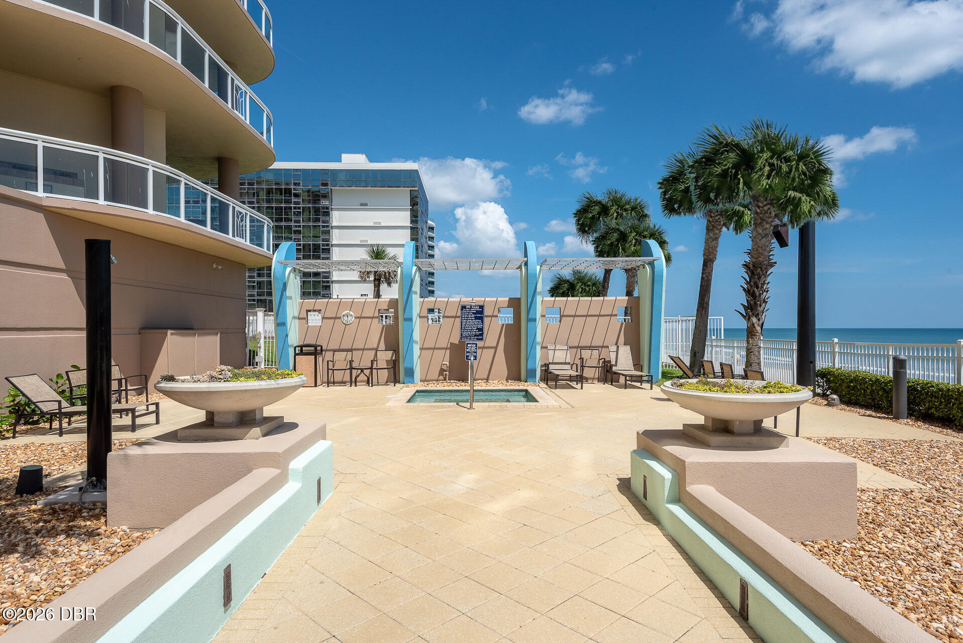 1925 S Atlantic Avenue Unit: 210