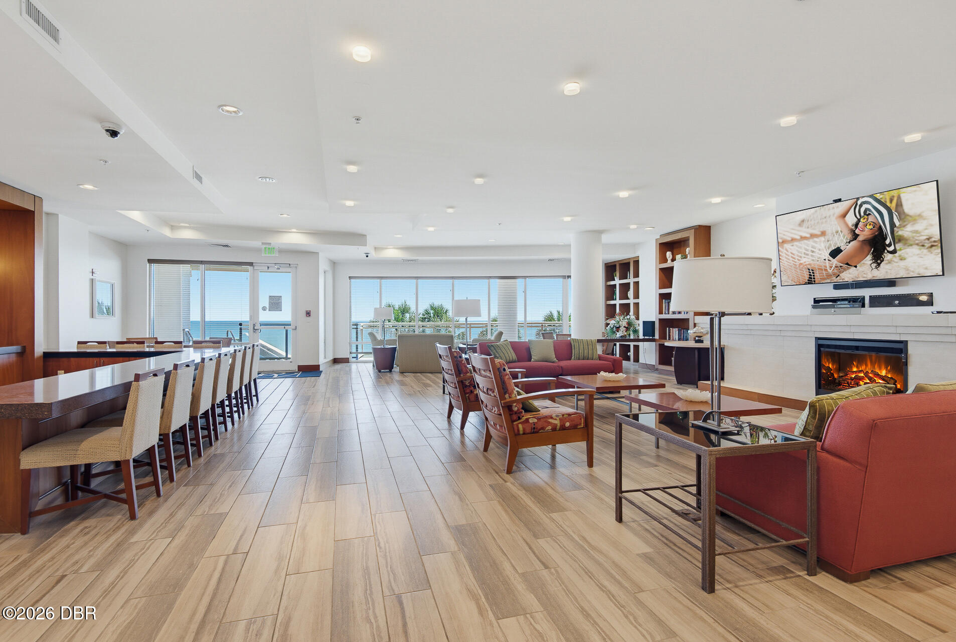 1925 S Atlantic Avenue Unit: 210