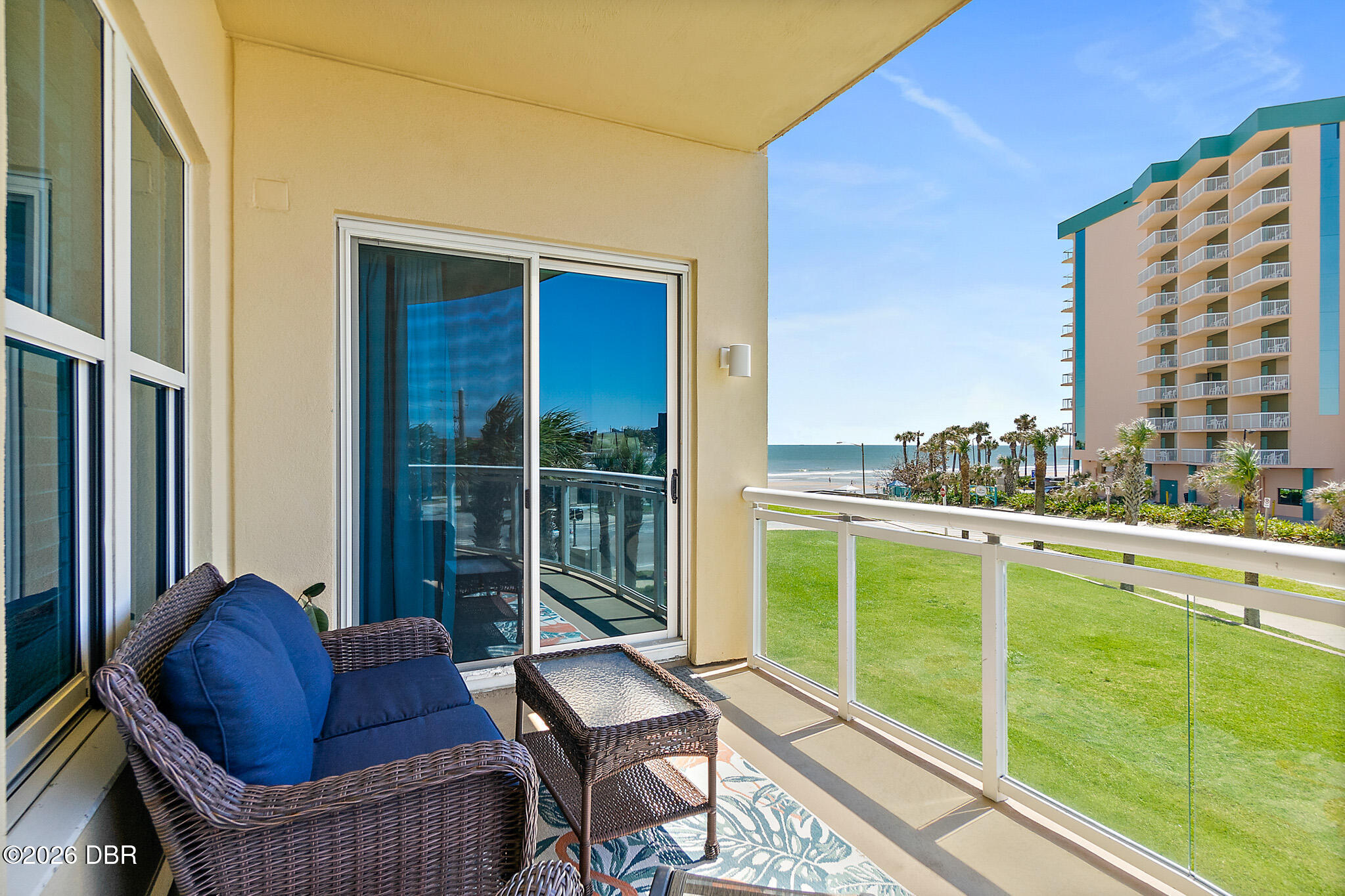 1925 S Atlantic Avenue Unit: 210
