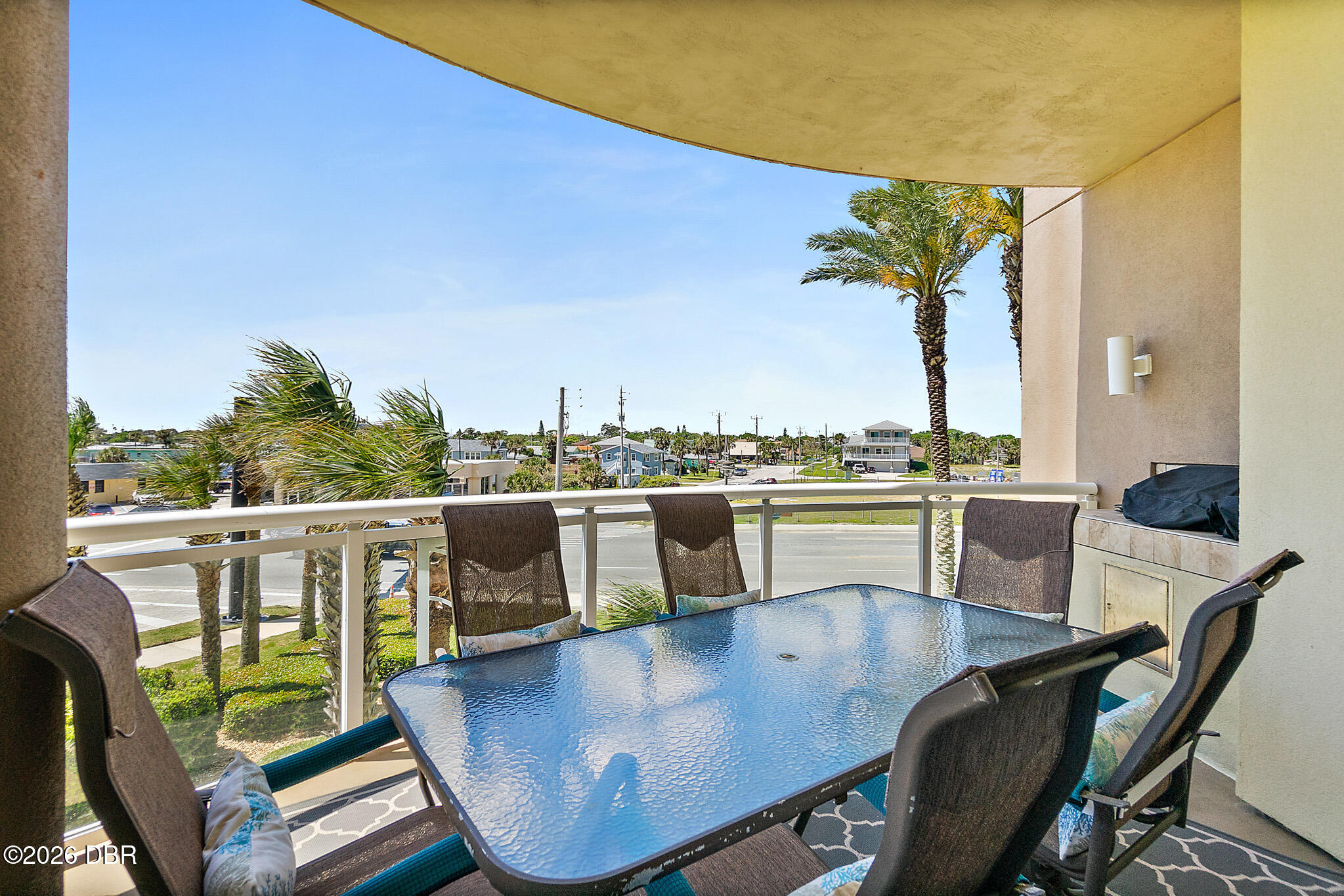 1925 S Atlantic Avenue Unit: 210