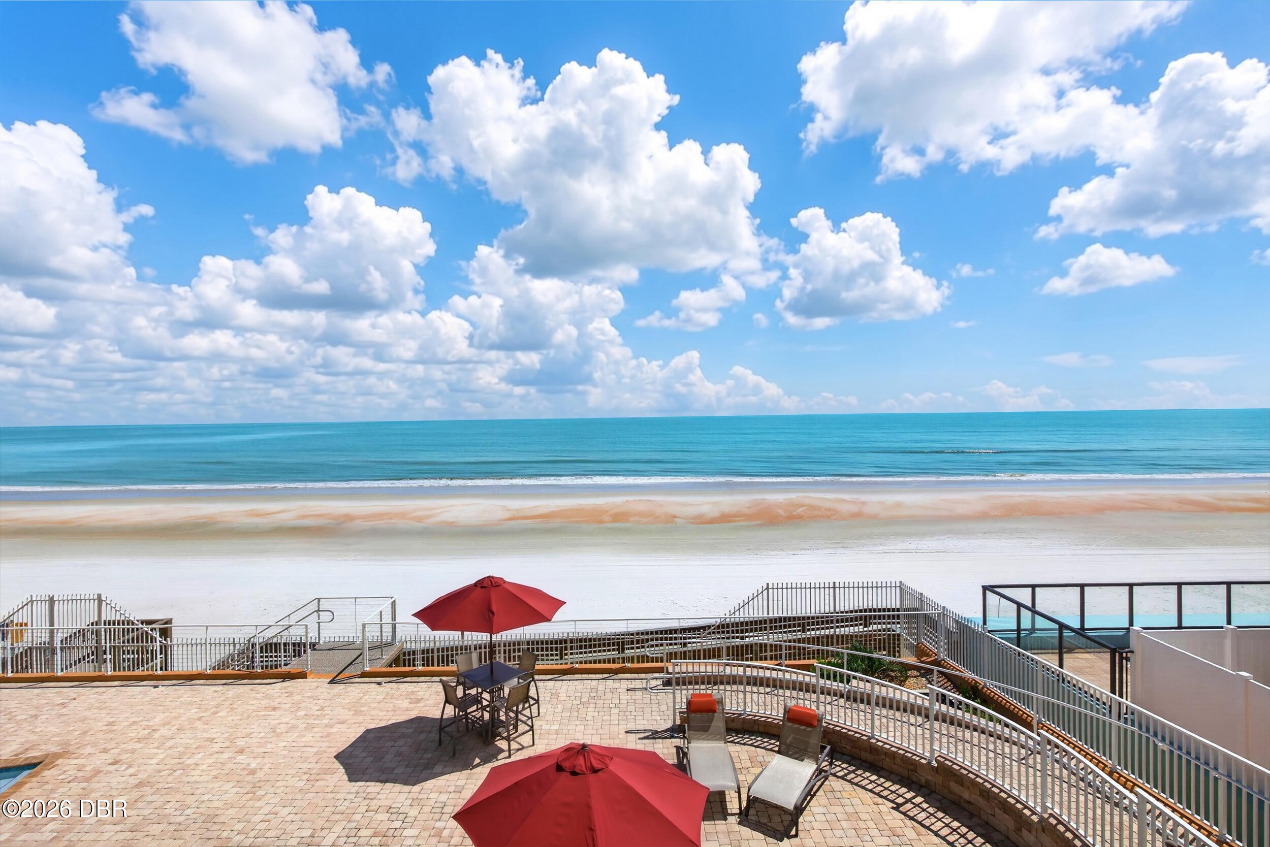 3343 S Atlantic Avenue Unit: 204
