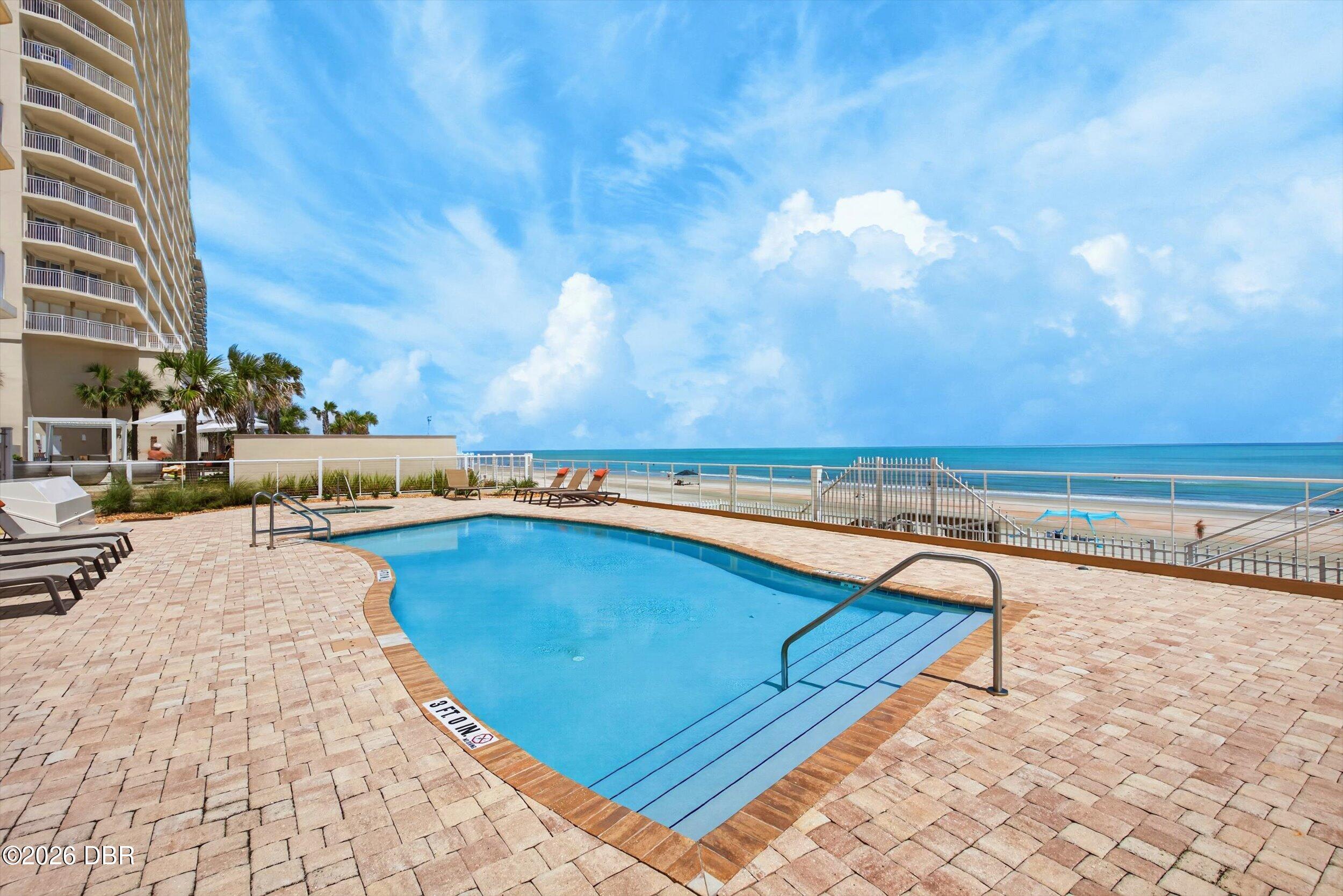 3343 S Atlantic Avenue 204