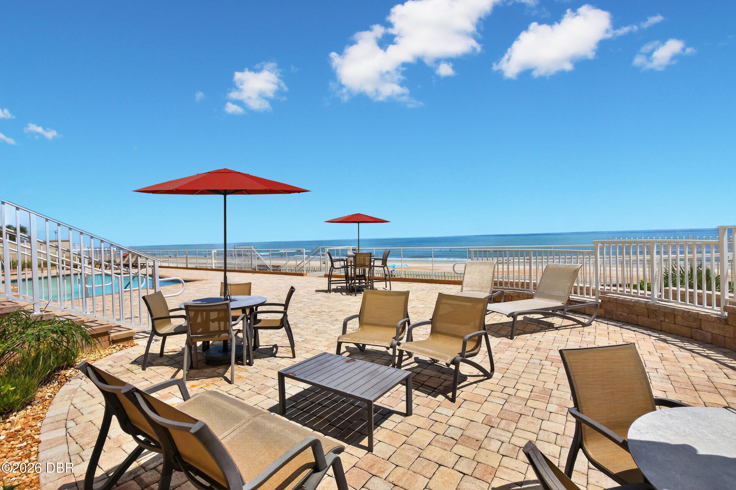 3343 S Atlantic Avenue Unit: 204