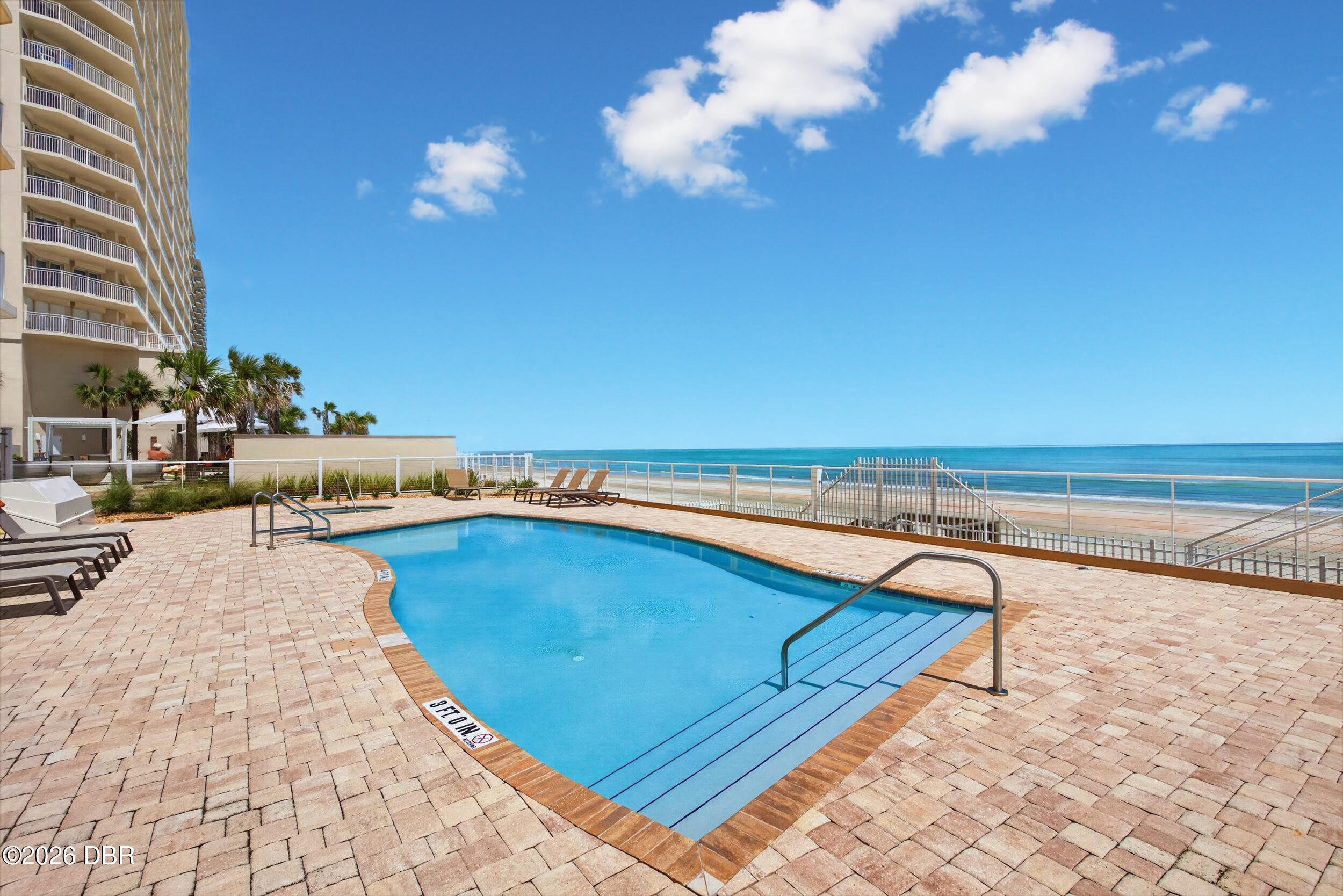 3343 S Atlantic Avenue Unit: 204
