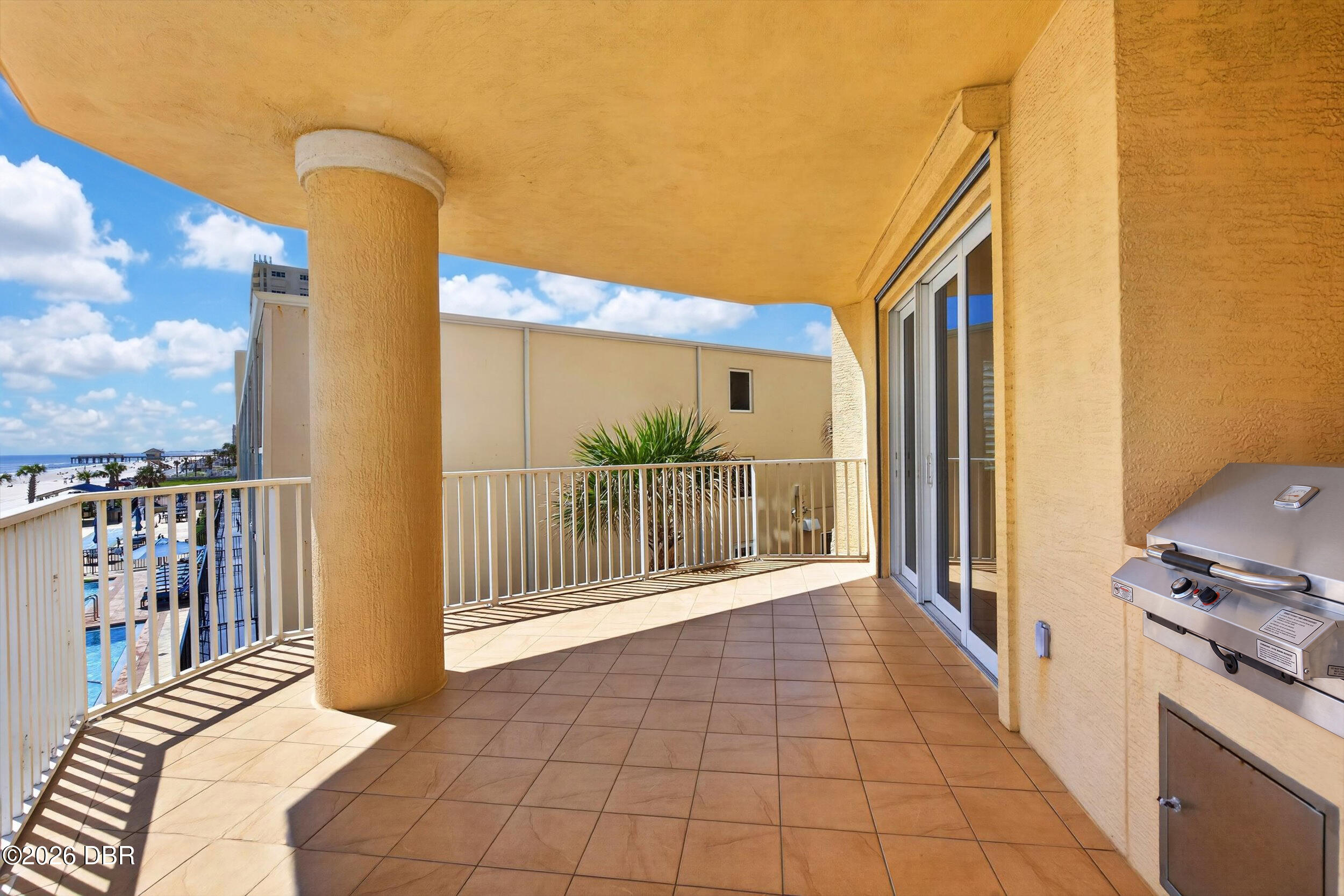 3343 S Atlantic Avenue Unit: 204