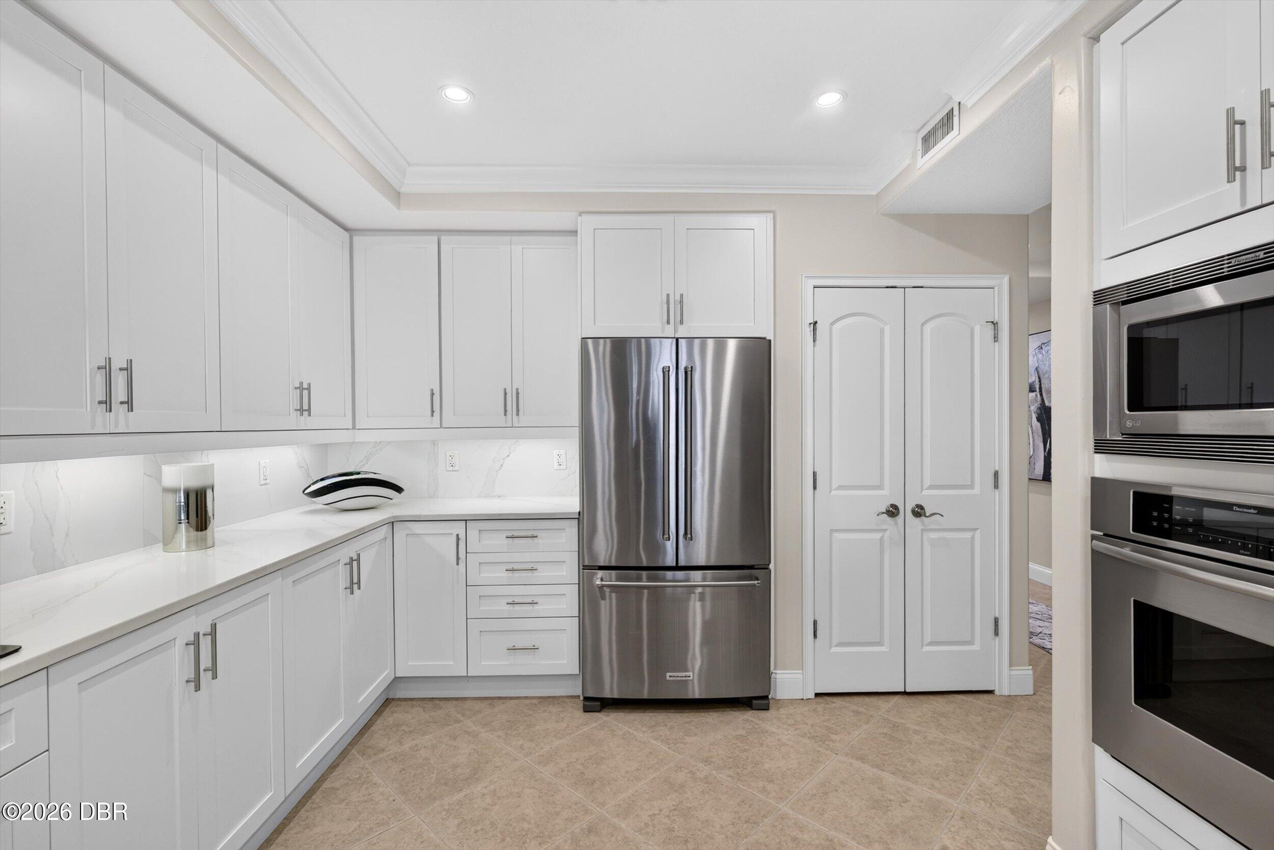 2515 S Atlantic Avenue 506