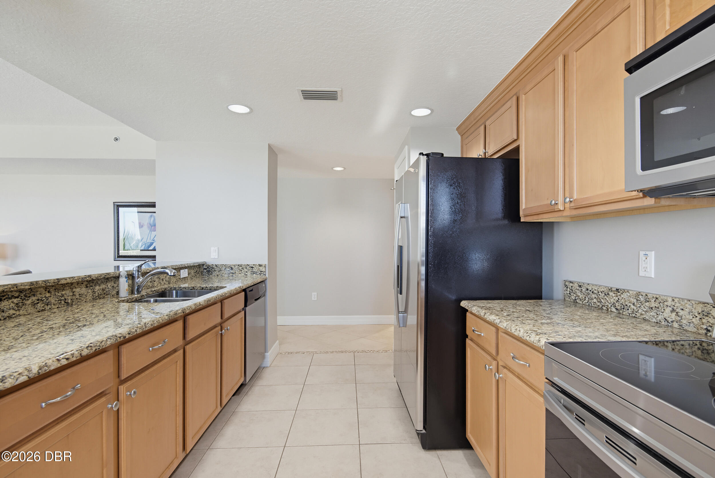 2071 S Atlantic Avenue 305