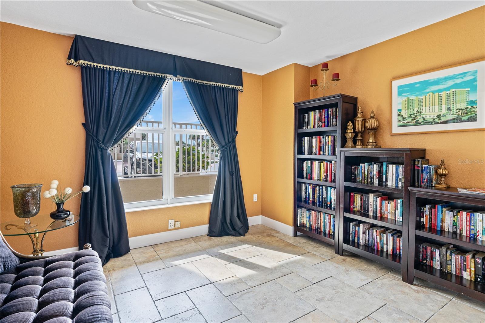 2403 S. Atlantic Avenue Unit: 309