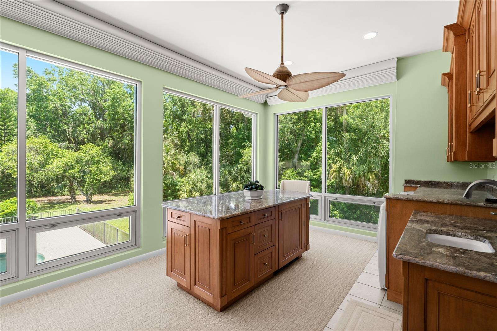 1010/1020 Big Tree Road