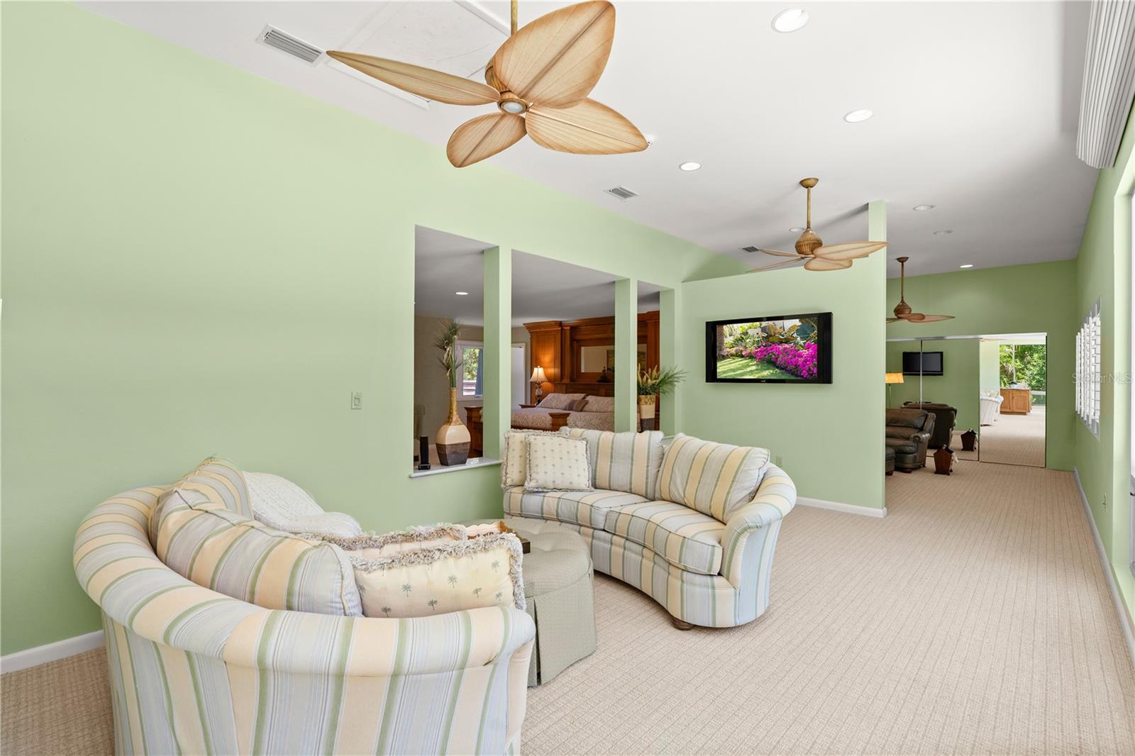 1010/1020 Big Tree Road