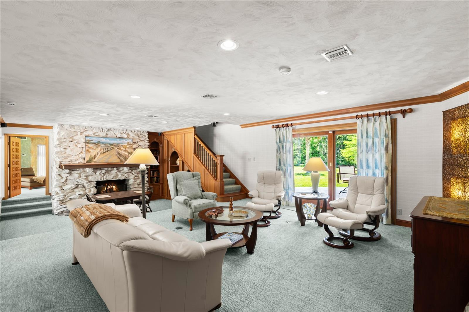 1010/1020 Big Tree Road