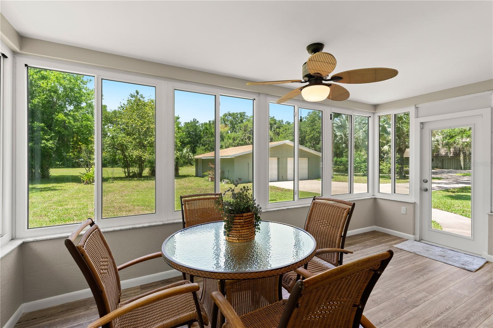 1010/1020 Big Tree Road