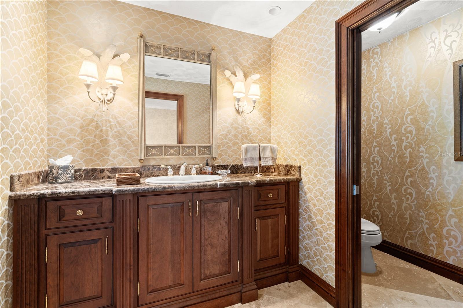 1010/1020 Big Tree Road