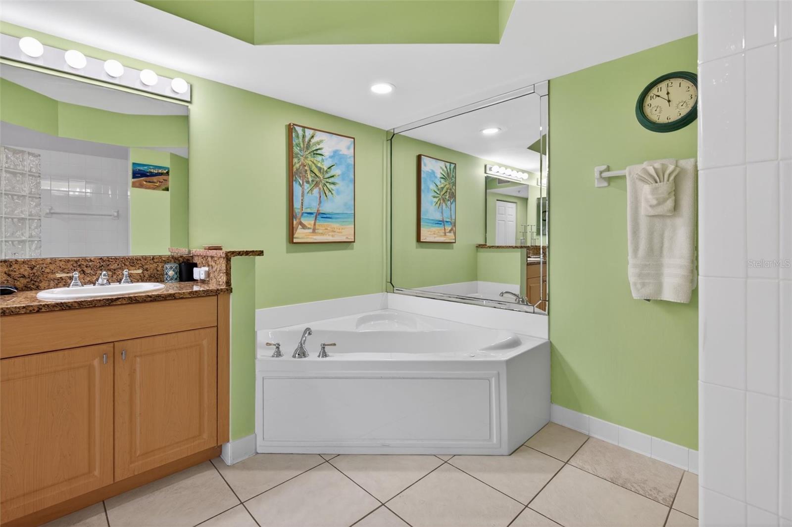 3315 S Atlantic Avenue Unit: 1406