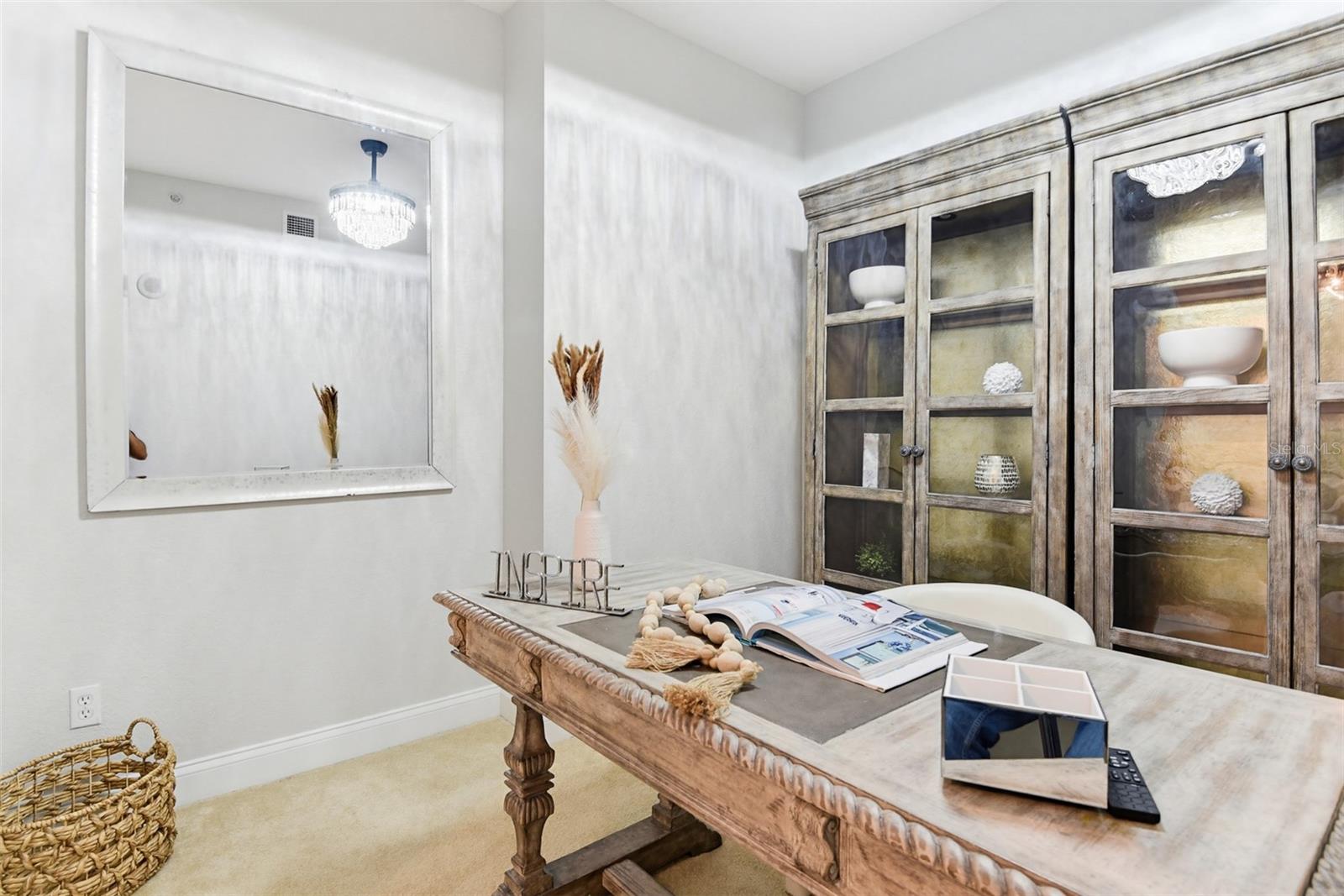 2 OCEANS WEST BLVD #1702