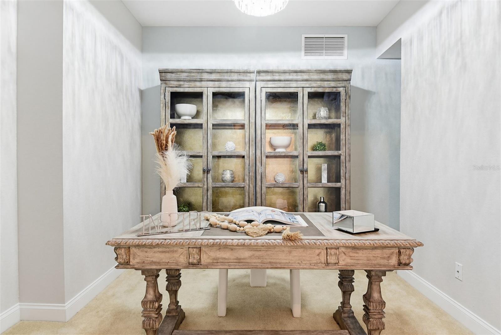 2 OCEANS WEST BLVD #1702