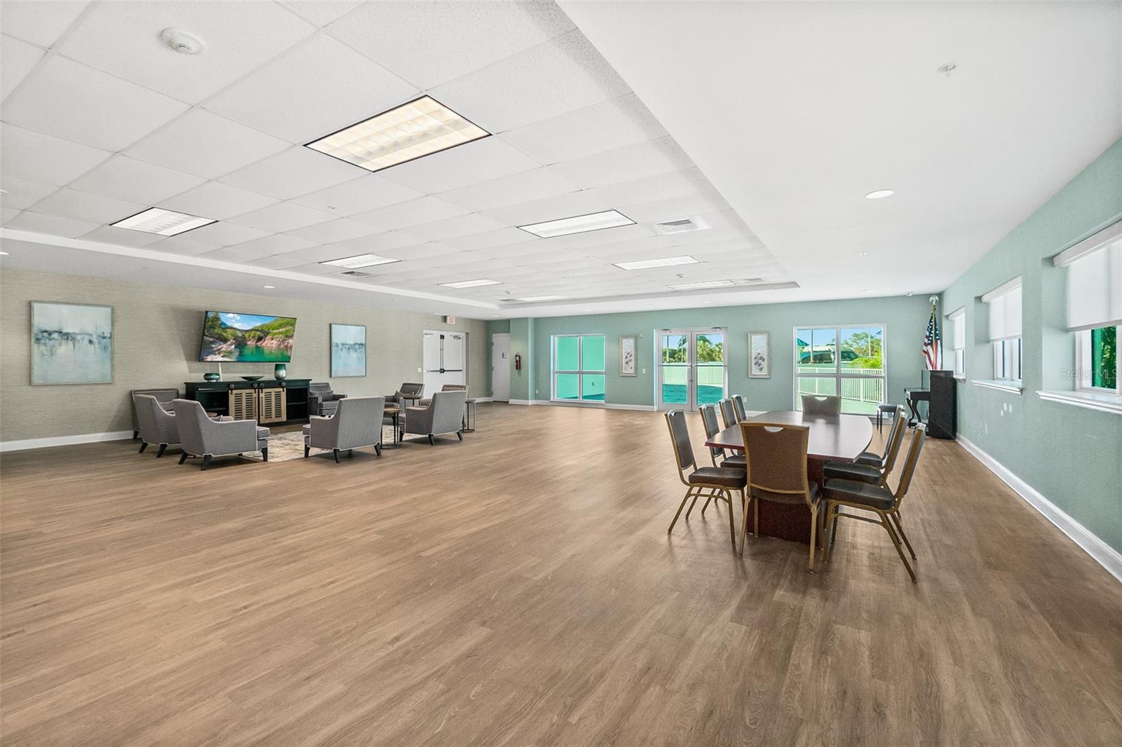 2 OCEANS WEST BLVD #1702