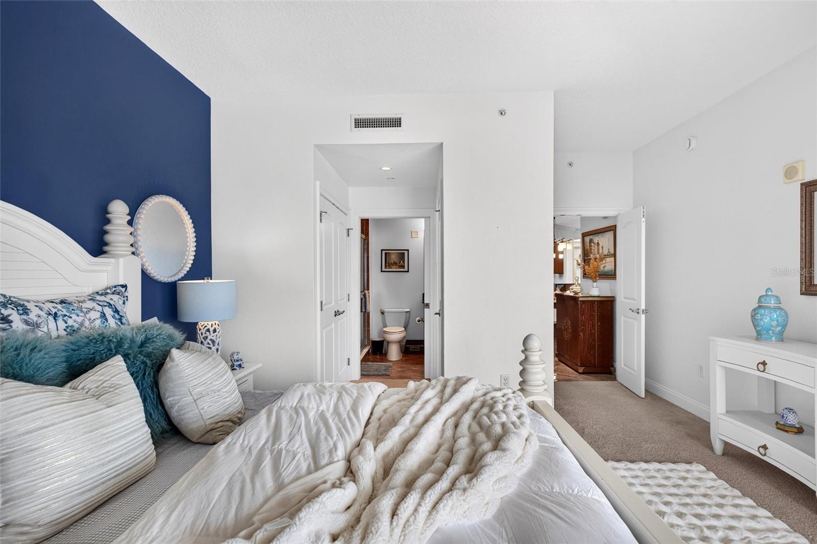 3245 S Atlantic Avenue Unit: 1002