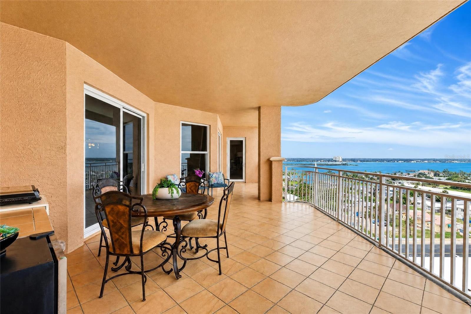 3245 S Atlantic Avenue Unit: 1002