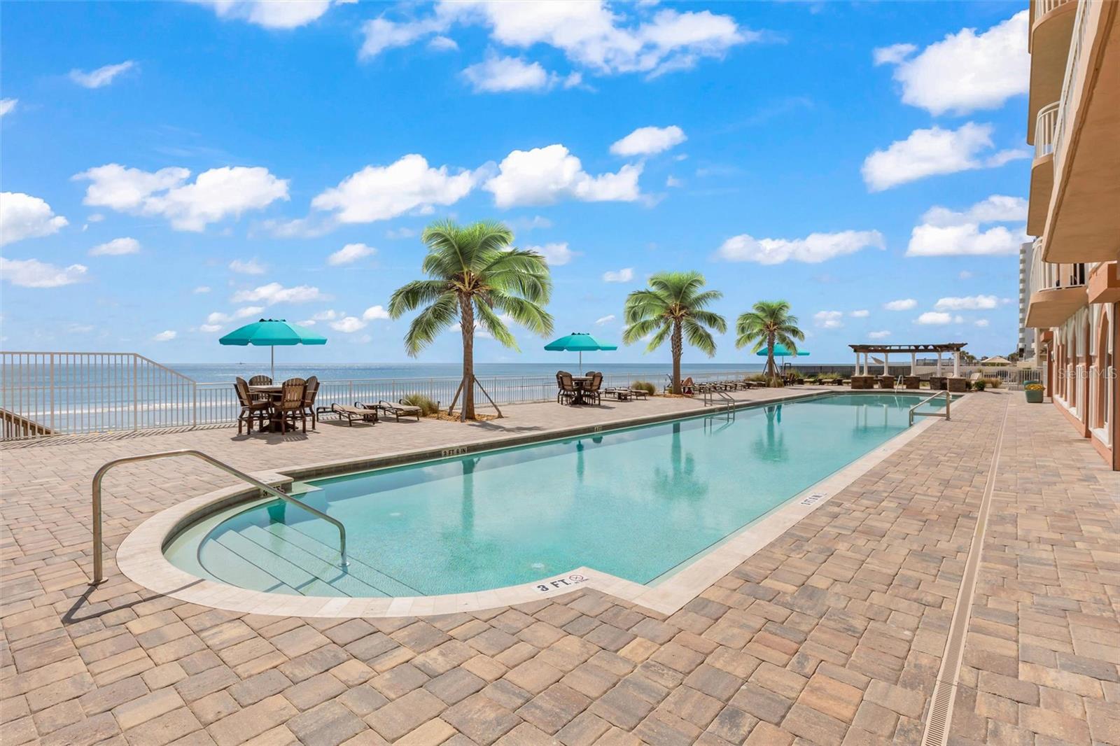 3245 S Atlantic Avenue Unit: 1002