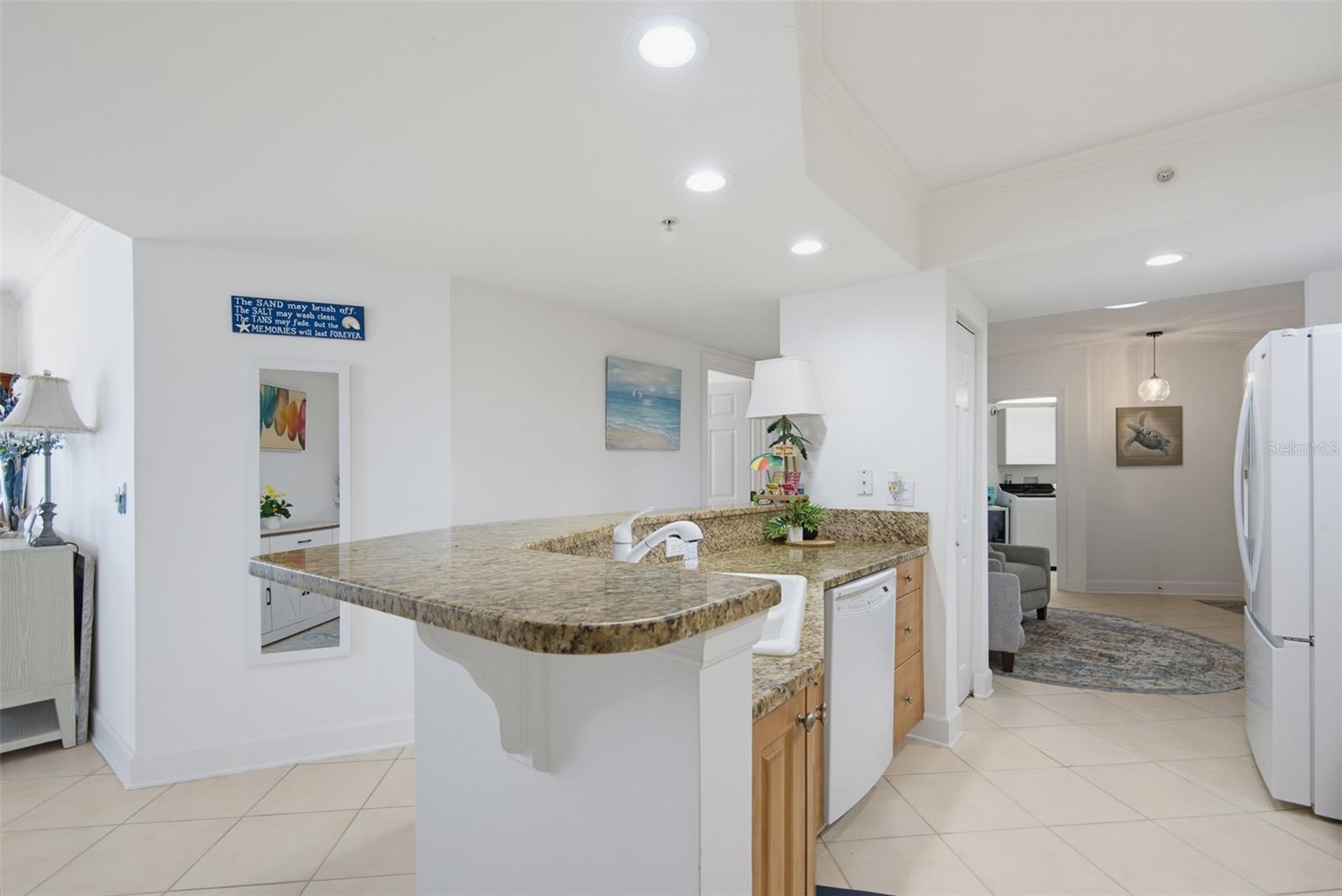 3315 S Atlantic Avenue Unit: 408