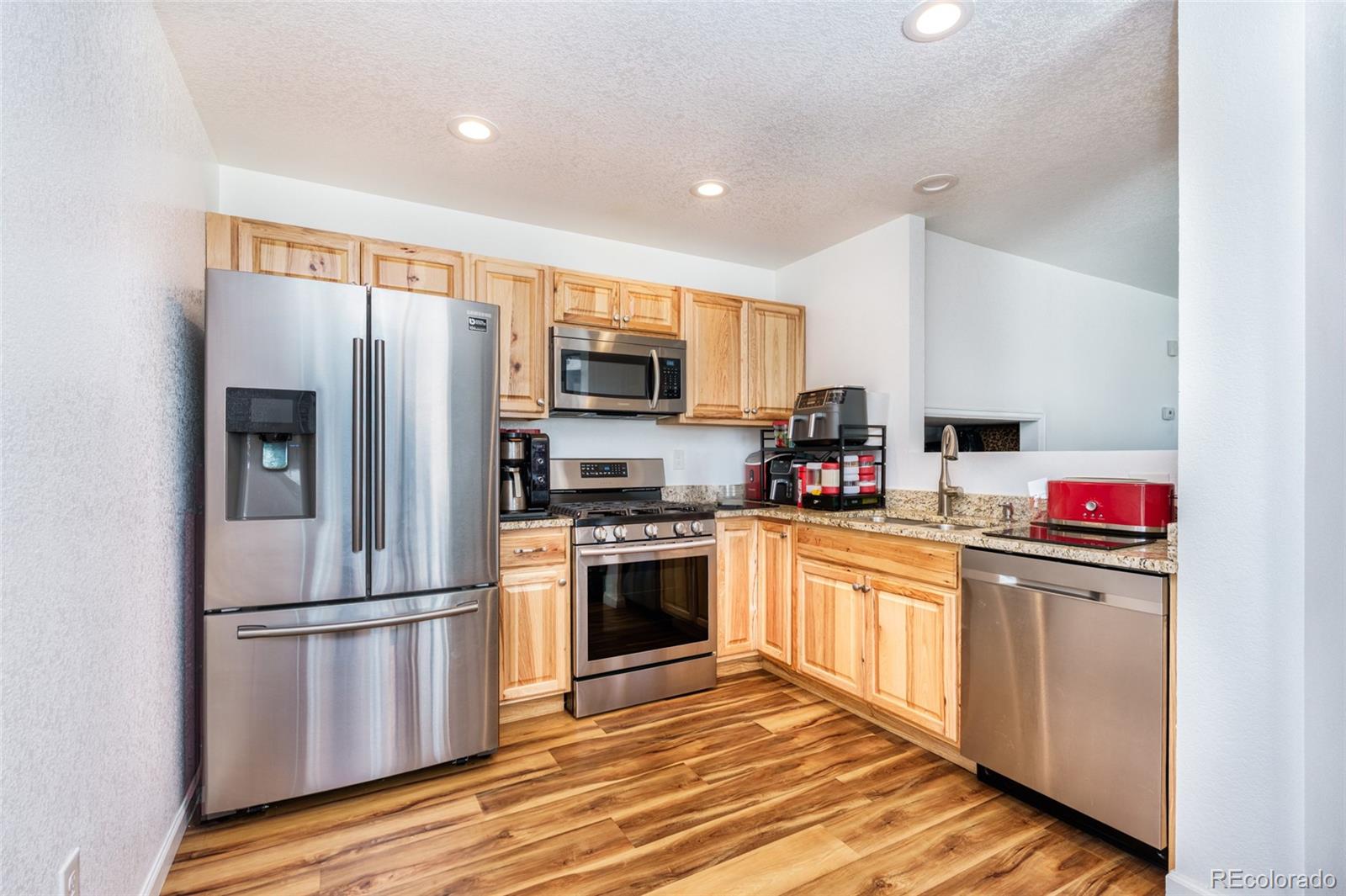 10129 Glencoe Court
