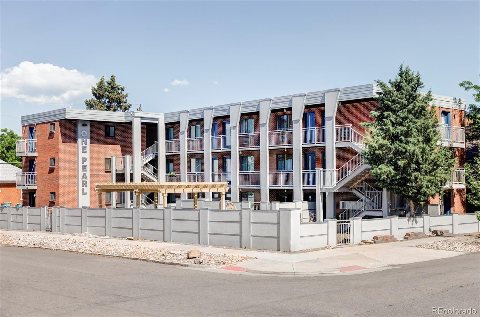 1 N Pearl Street Unit: 201