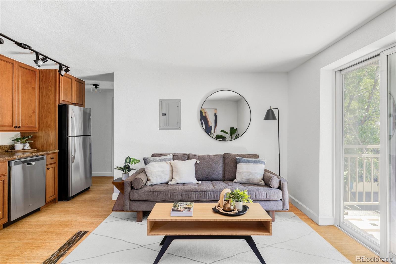 1 N Pearl Street Unit: 201