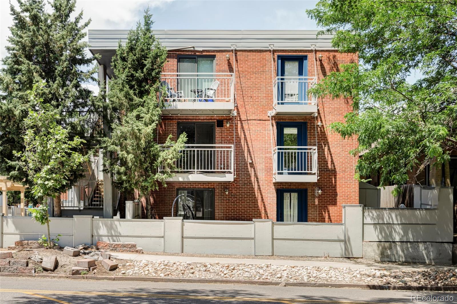 1 N Pearl Street Unit: 201