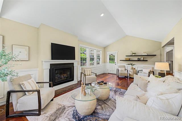 1249 E Green Meadow Lane