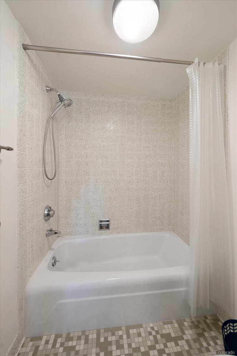 955 Eudora Street Unit: 1005E