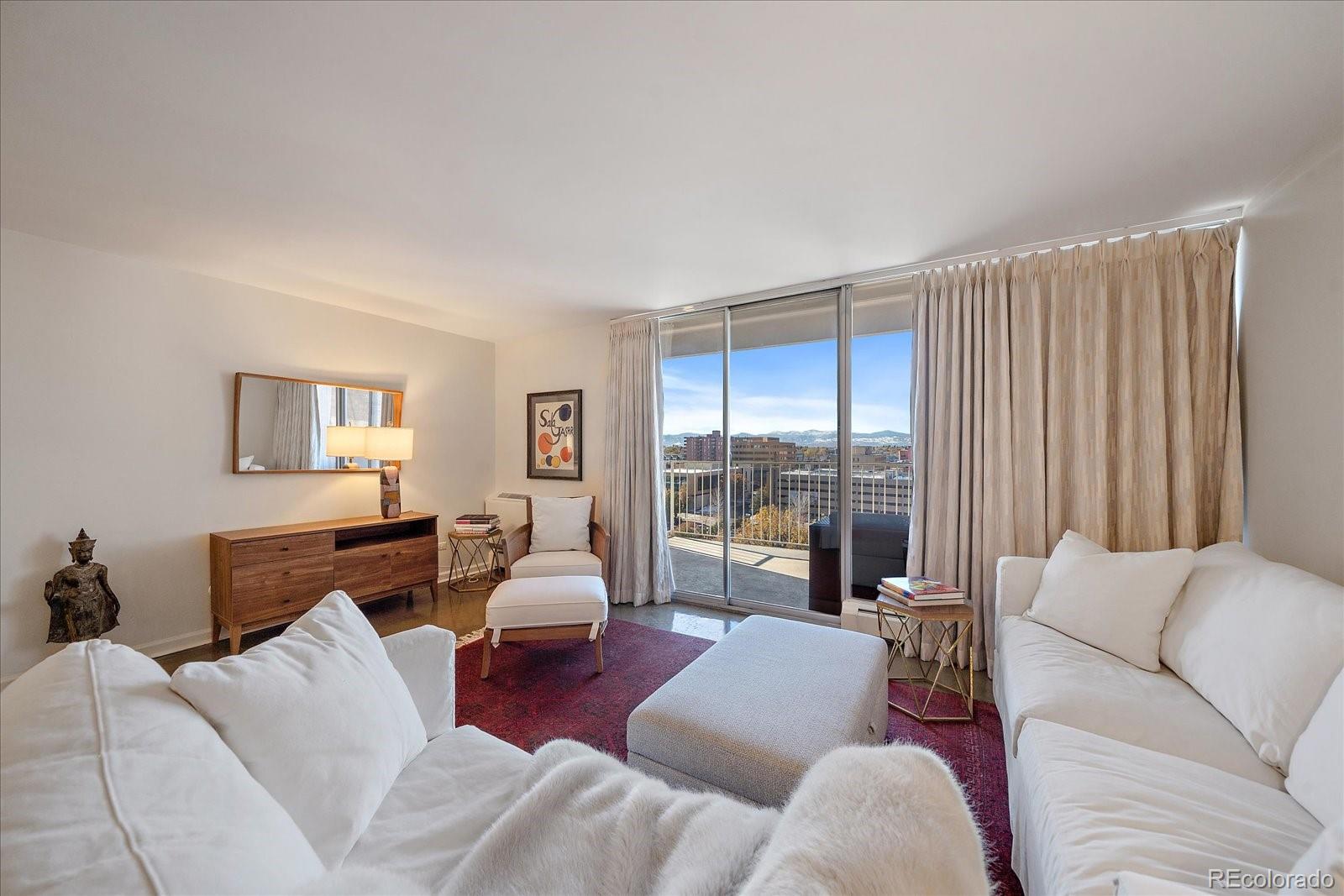 955 Eudora Street Unit: 1005E