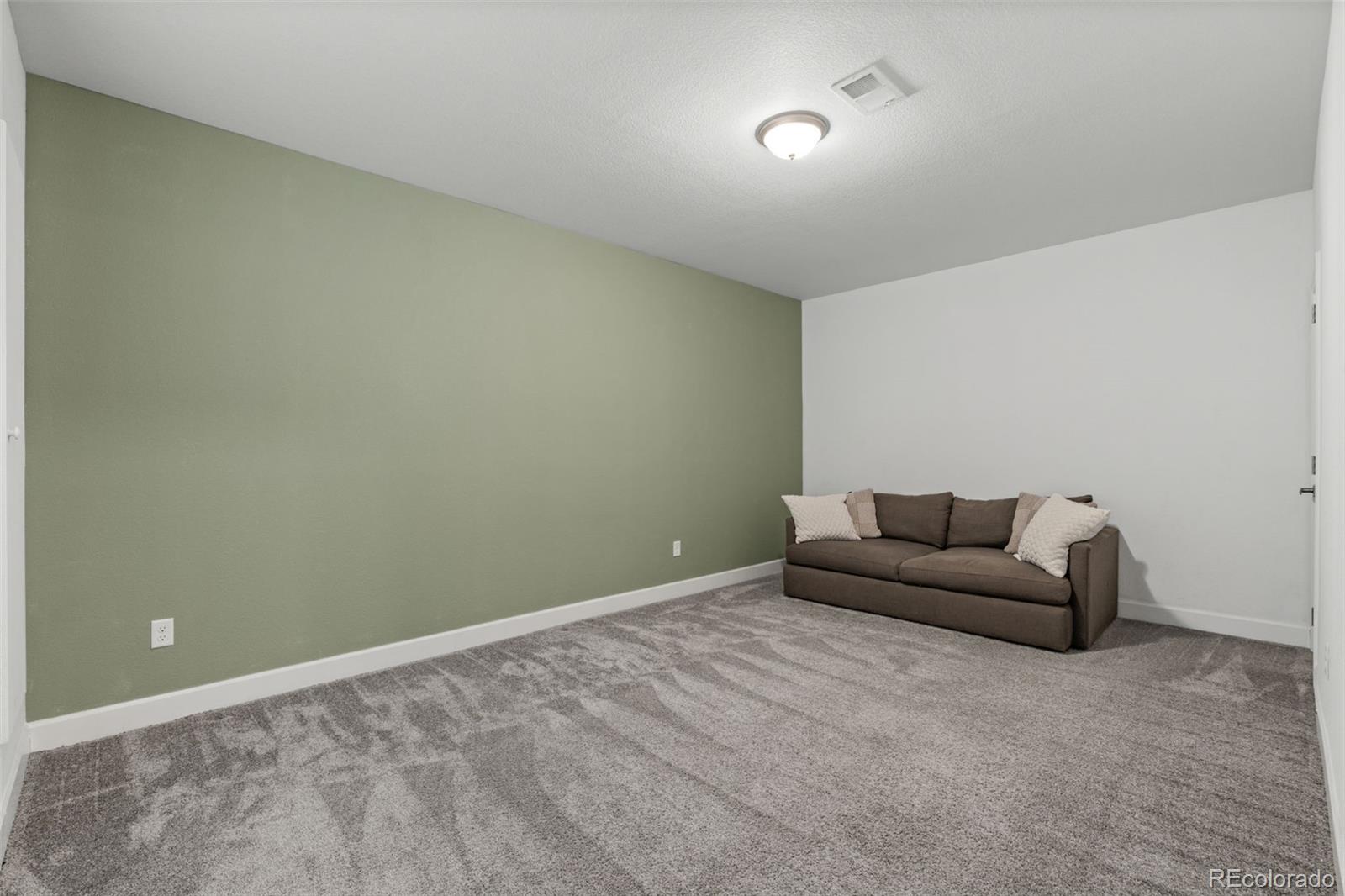7640 Greenwater Circle