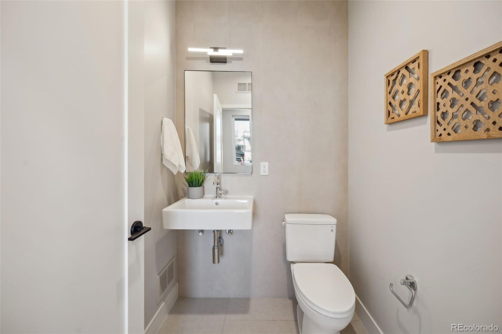 2326 Eliot Street Unit: 7
