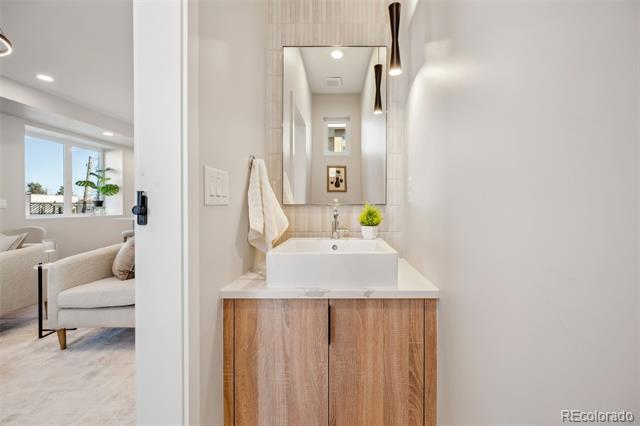 2326 Eliot Street Unit: 7