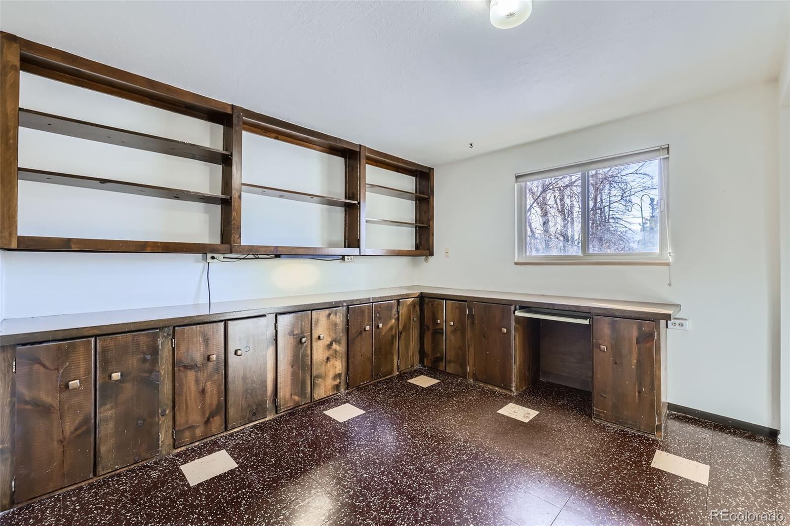 1930 Wynkoop Drive