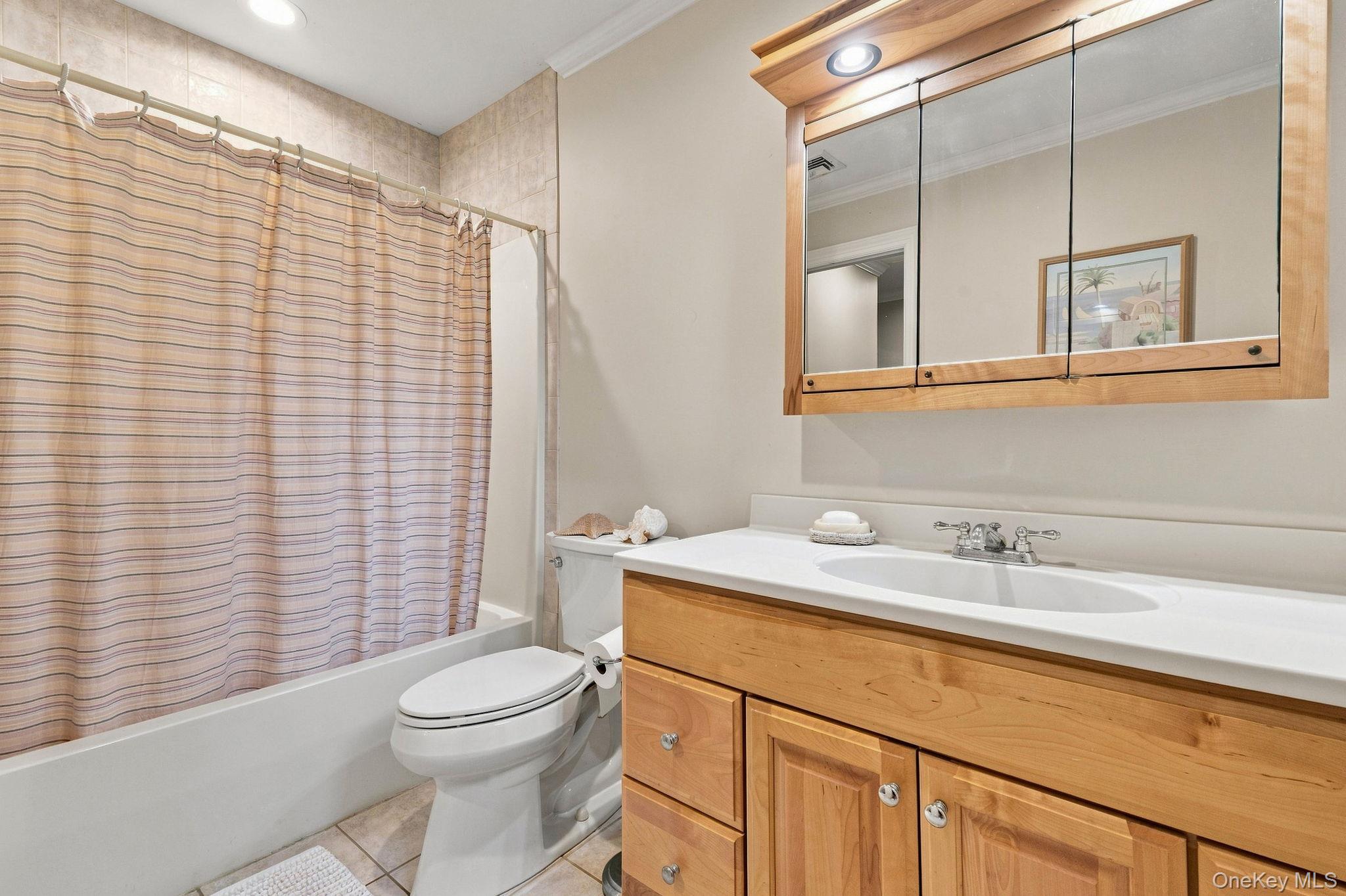 7 Lauro Ridge Court