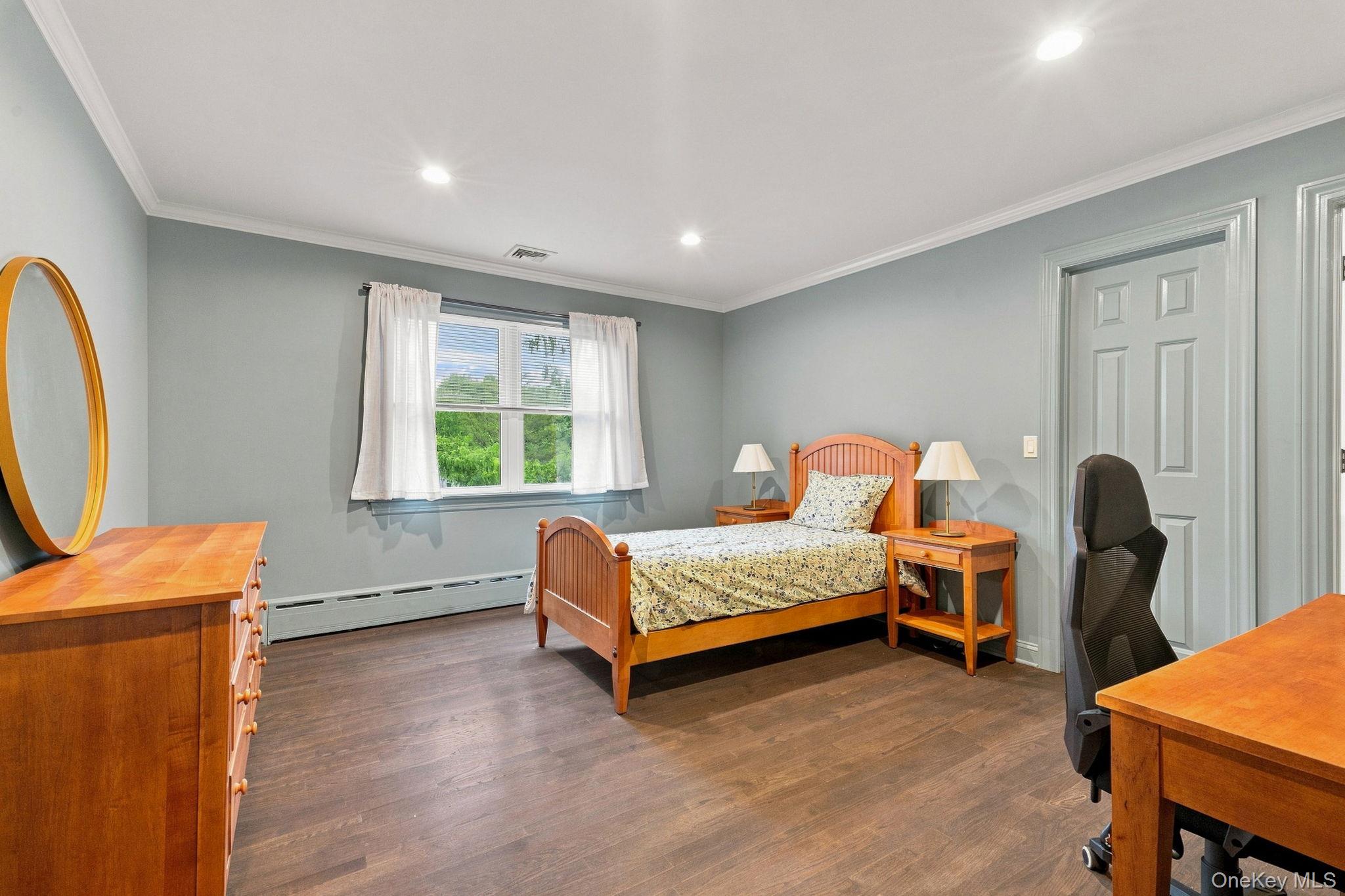 7 Lauro Ridge Court