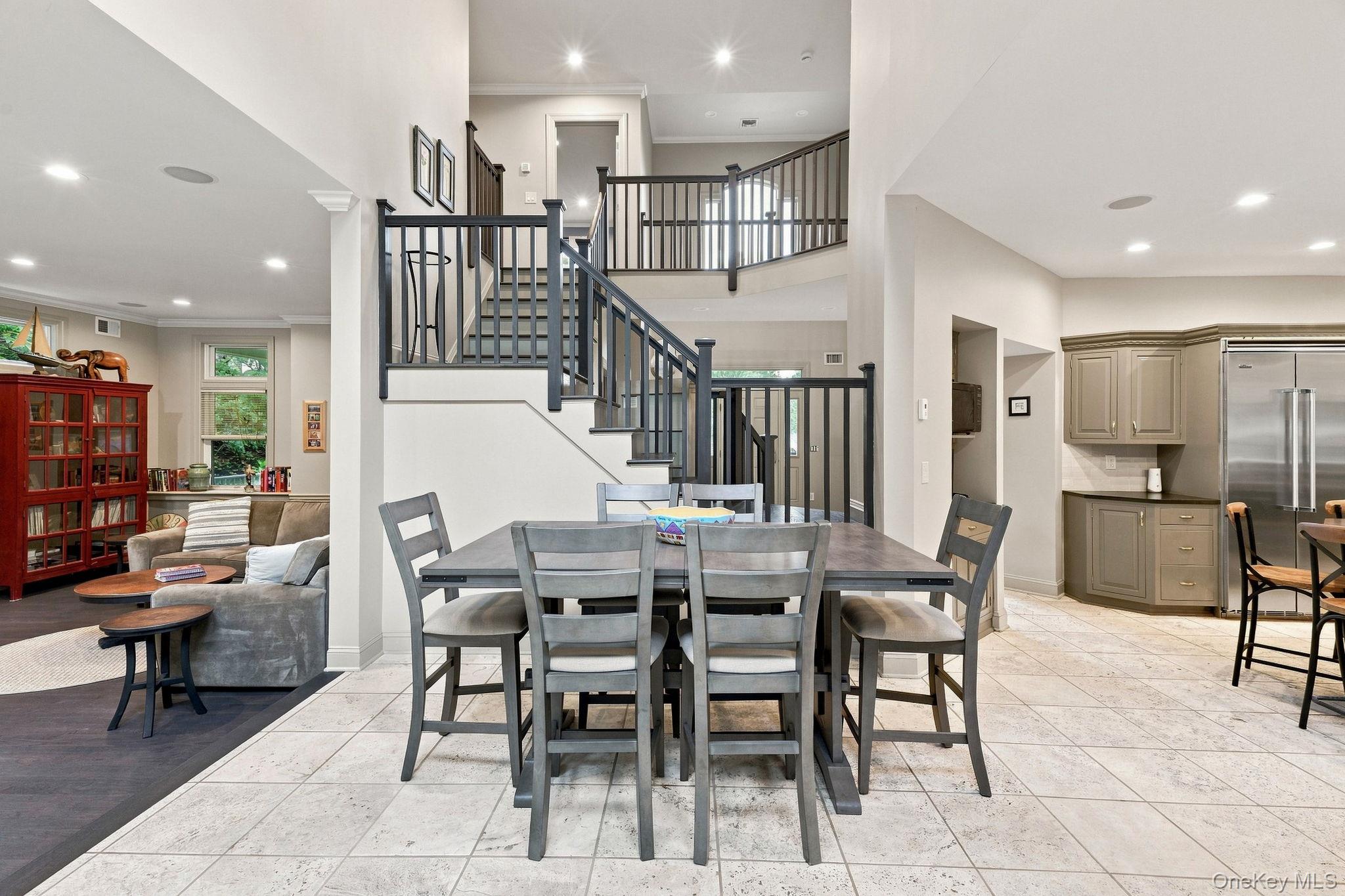 7 Lauro Ridge Court