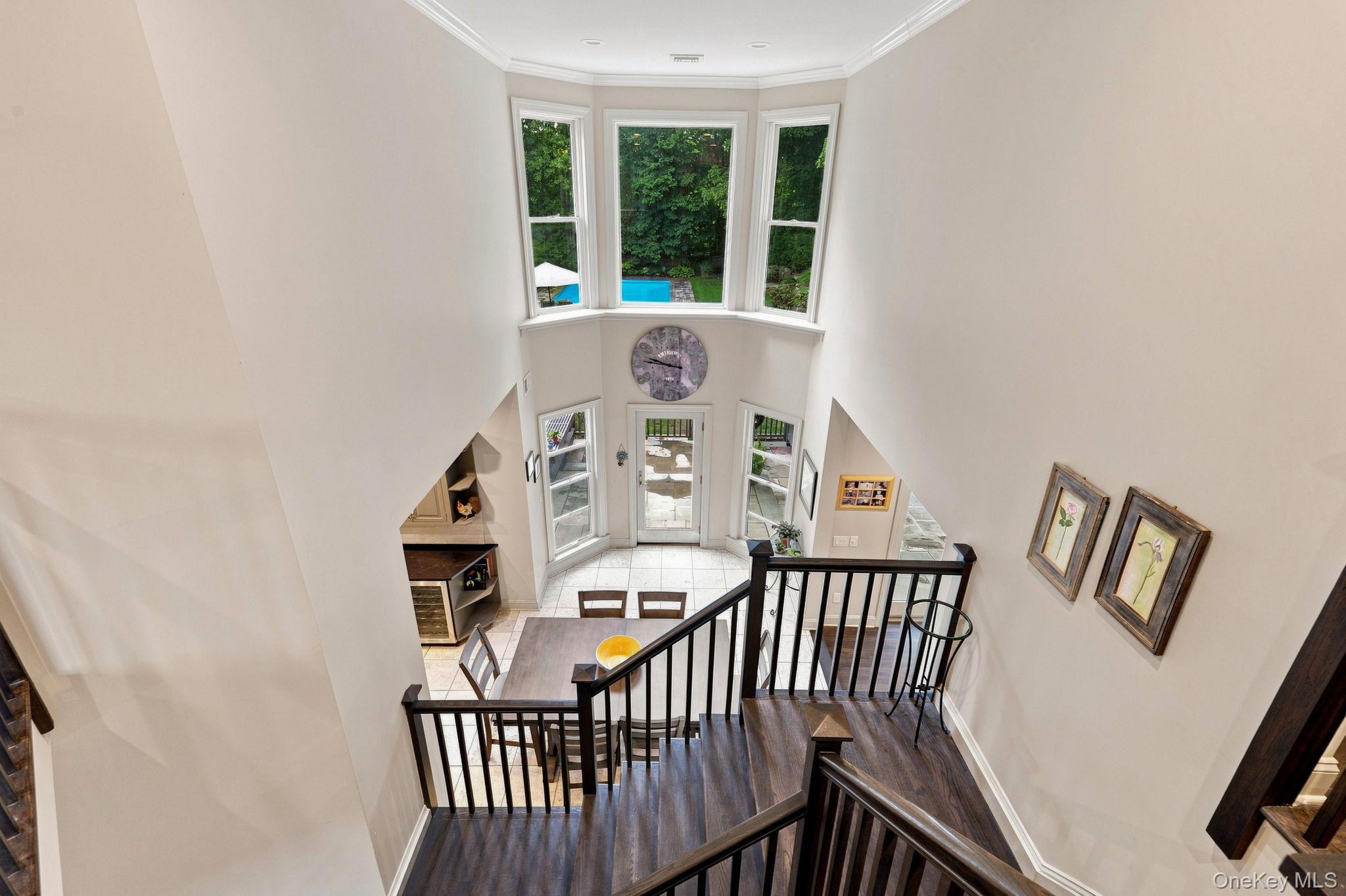 7 Lauro Ridge Court