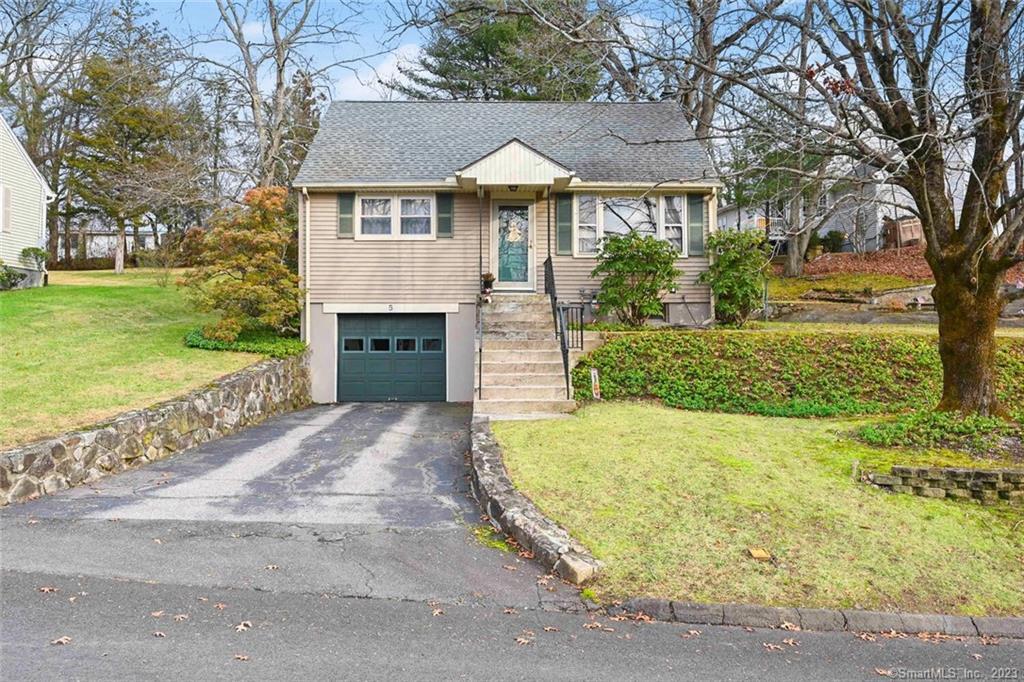5 Dartmouth Lane