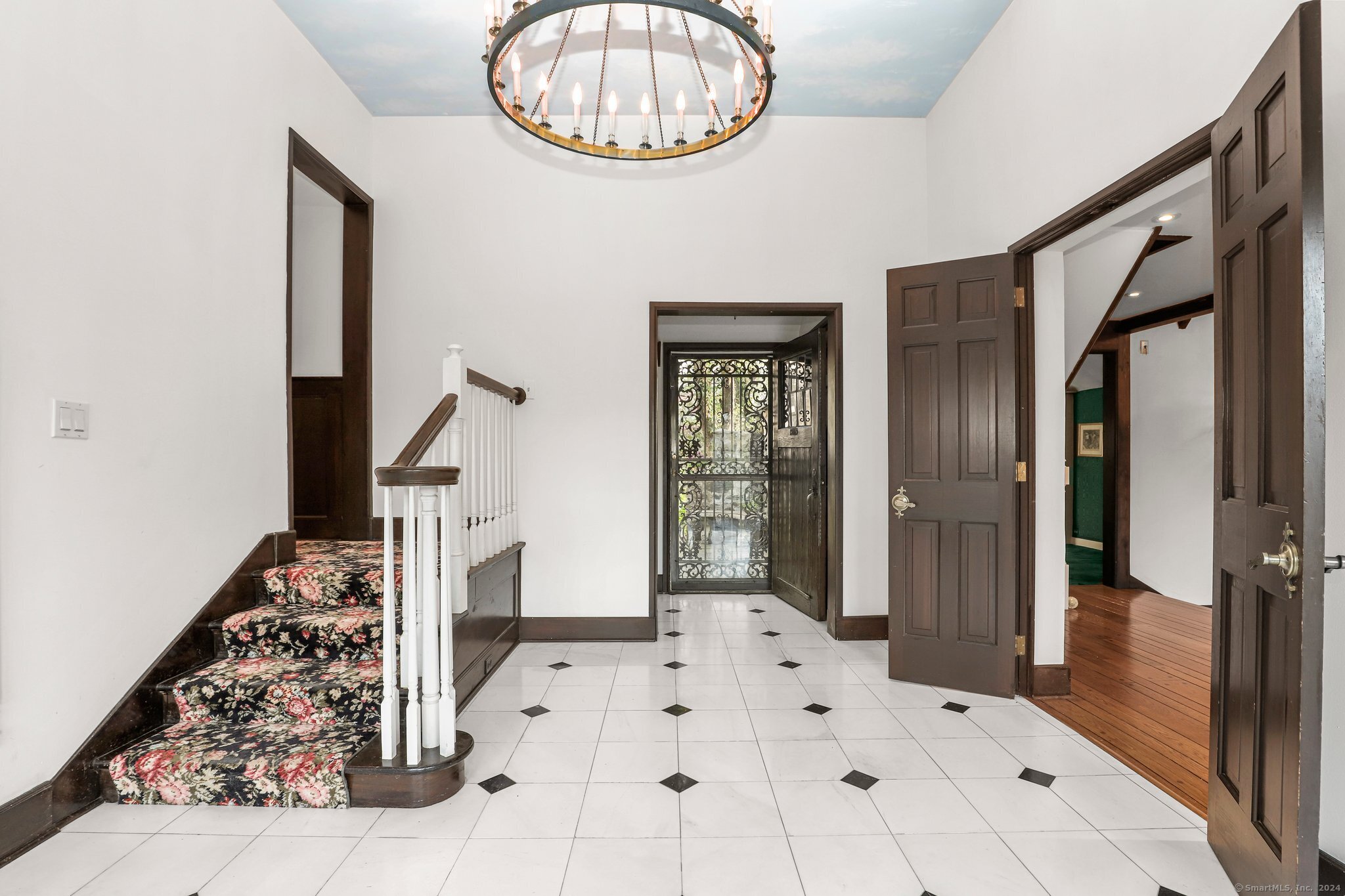 37 Mayapple Road