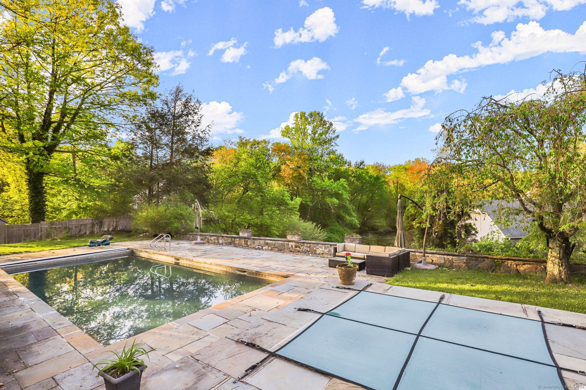 37 Mayapple Road