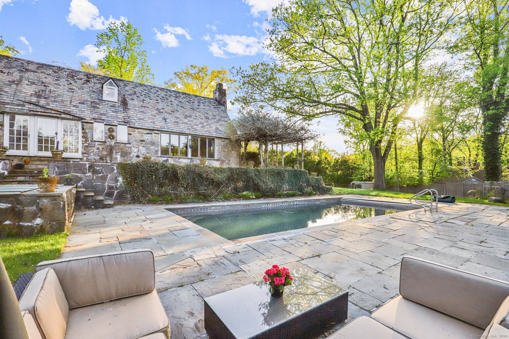 37 Mayapple Road