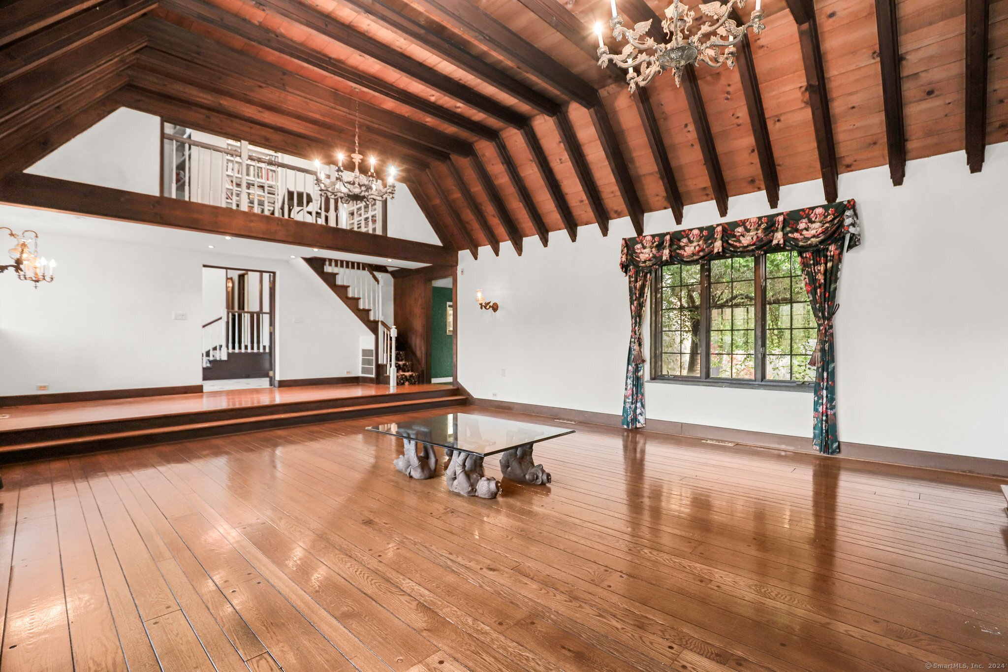 37 Mayapple Road