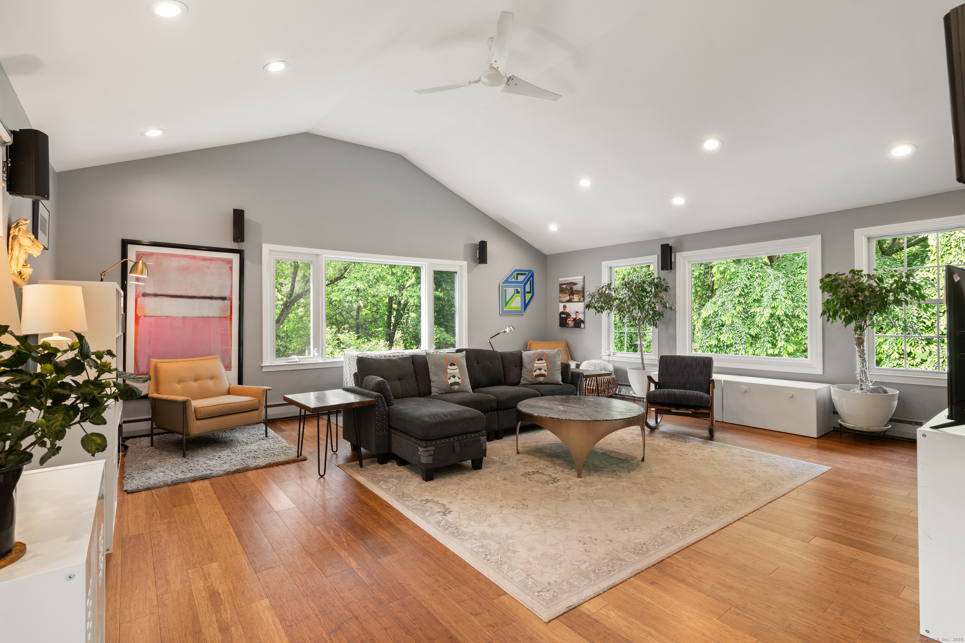 75 Skyview Drive