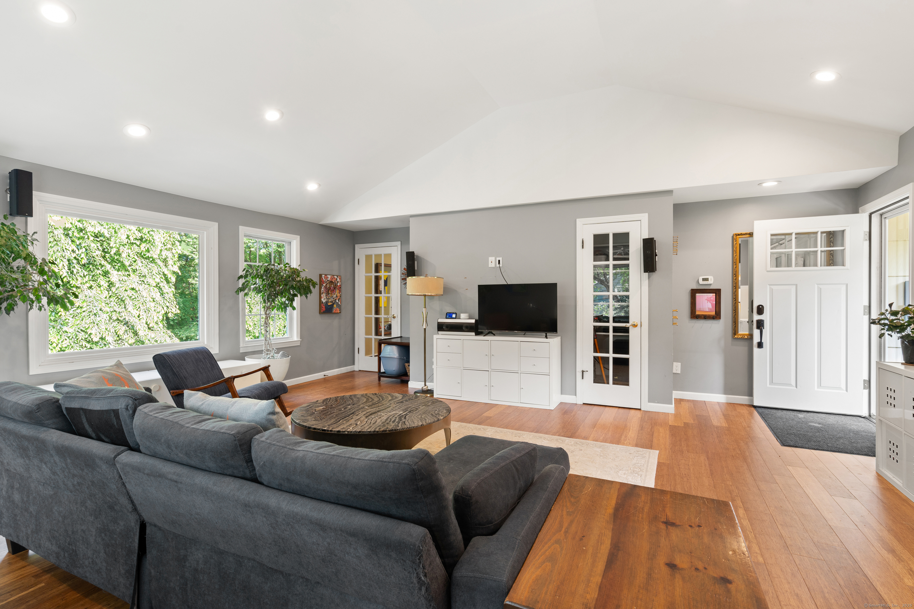 75 Skyview Drive